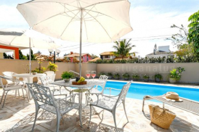 Refúgio Exclusivo em Jurerê: Luxo com Piscina